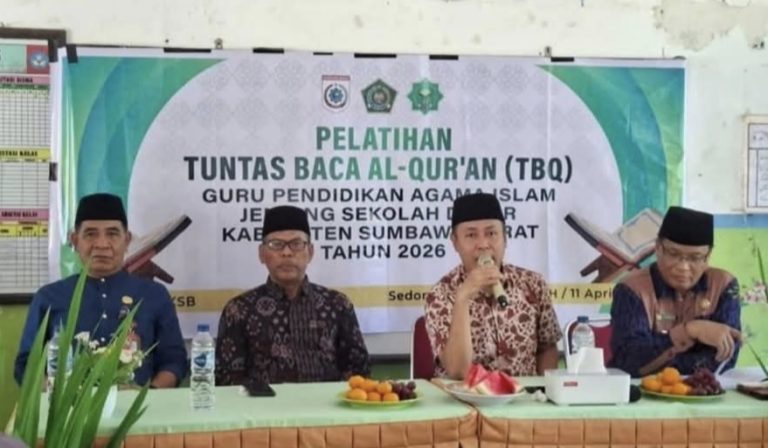 Kadis DIKBUD Buka Pelatihan TBQ Bagi Guru PAI