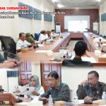DPRD KSB Tinjau Proyek Jalan Desa di Taliwang, Ditemukan Bangunan Belum Sesuai Spesifikasi Teknis